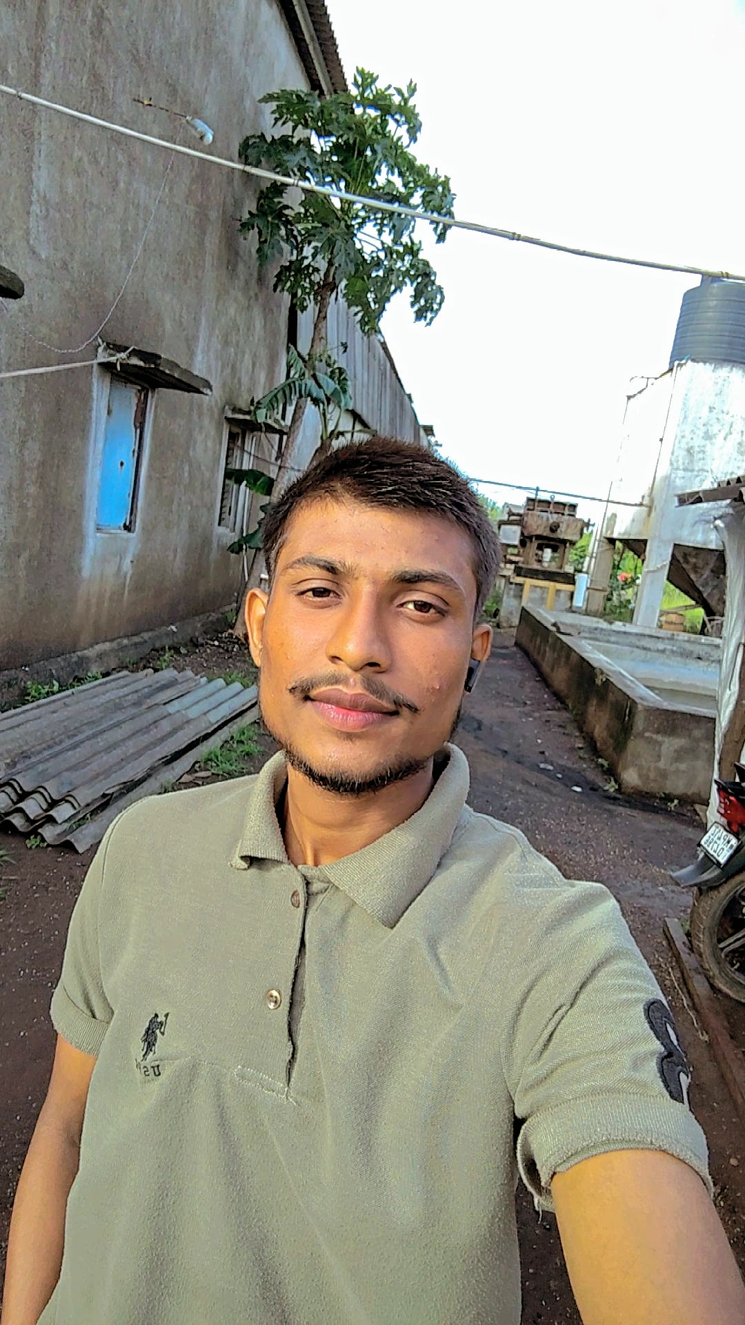 Photo of Hemant Gautam